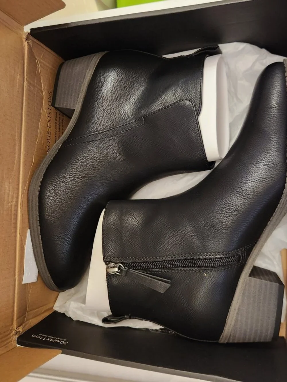 Naturalizer Black Leather 